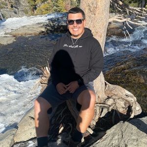 Meet your Posher, Chris